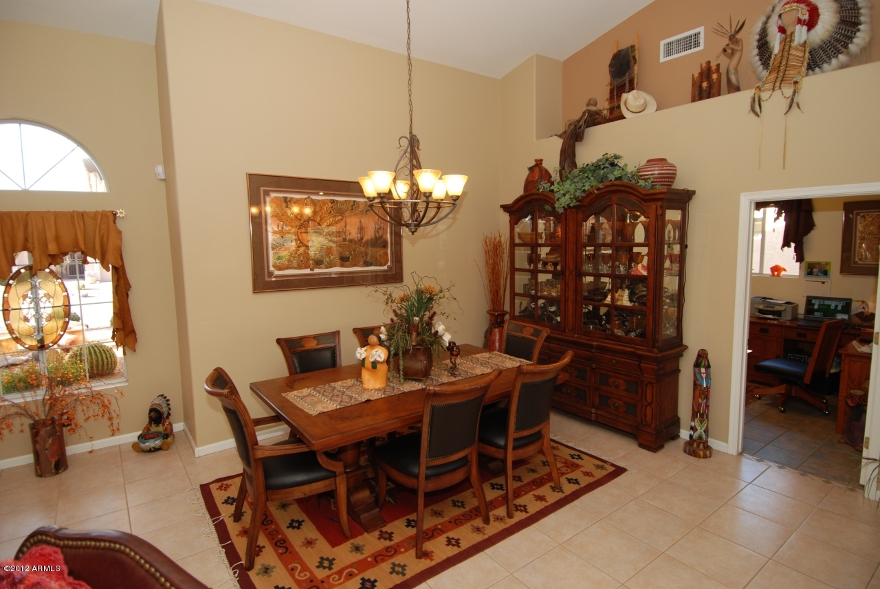 7548 Rugged Ironwood Road Gold Canyon, AZ 85118 - Photo 6 of 38 7548 grtrm075 (4)