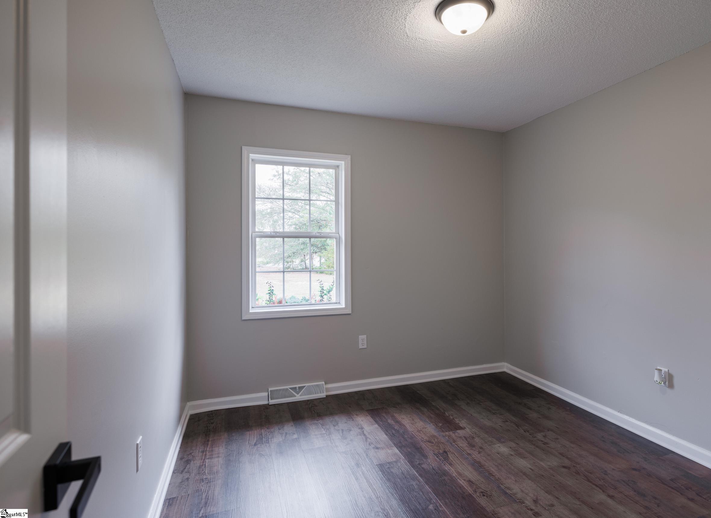 297 Black Road Simpsonville, SC 29680 - Photo 28 of 36