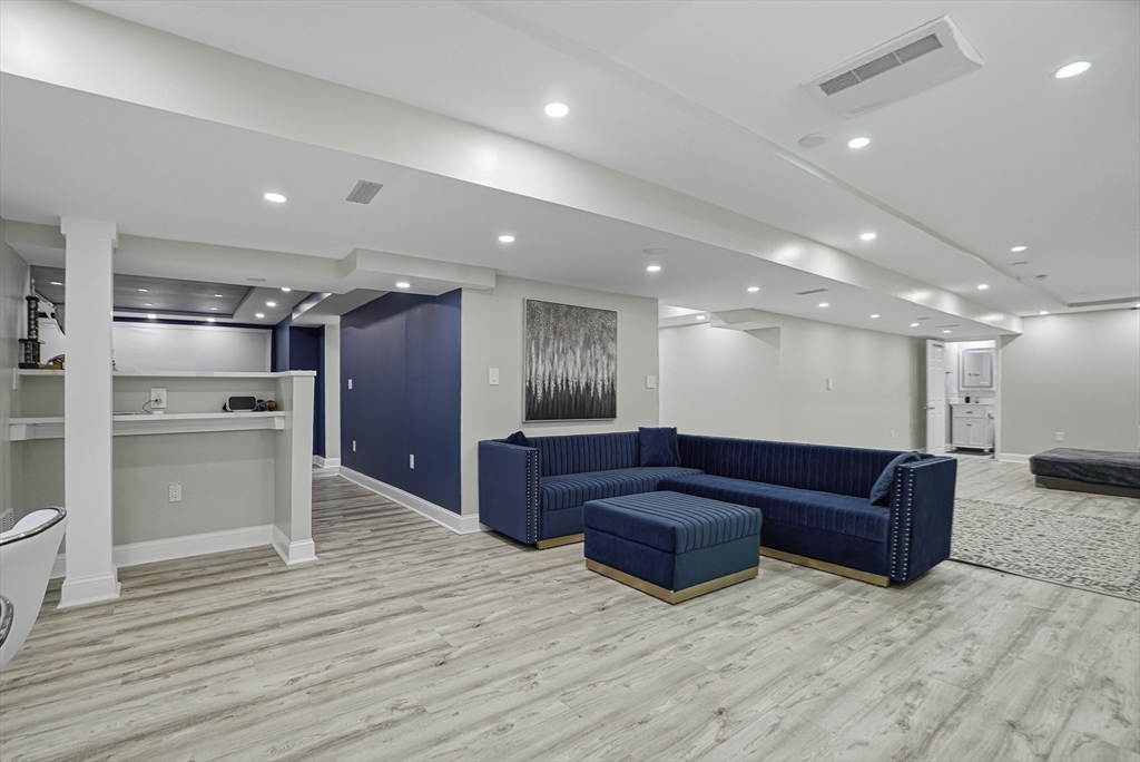 120 Mohawk Path Holliston, MA 01746 - Photo 37 of 37