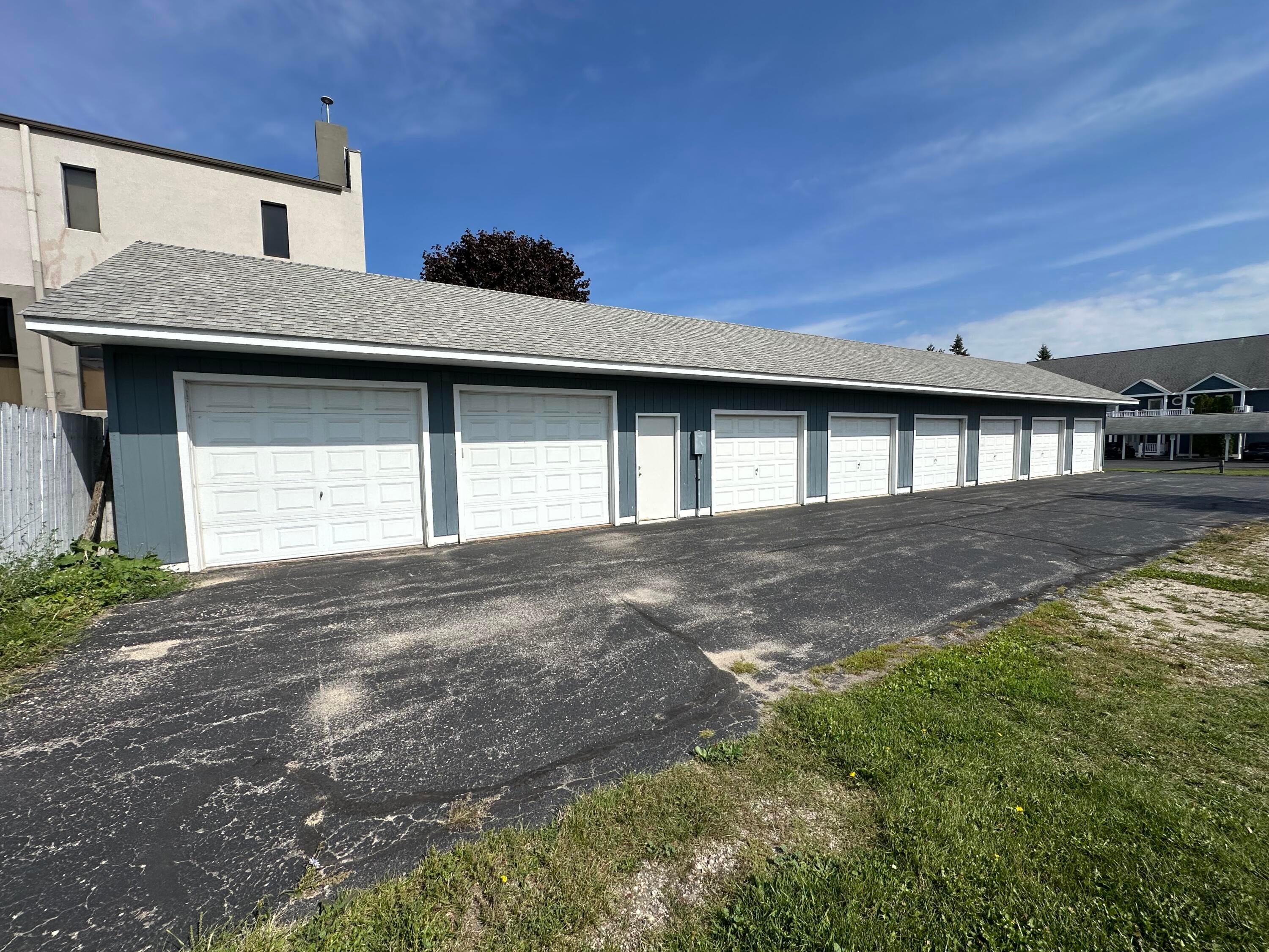 120 West State Street Cheboygan, MI 49721 - Photo 3 of 14 IMG_2655