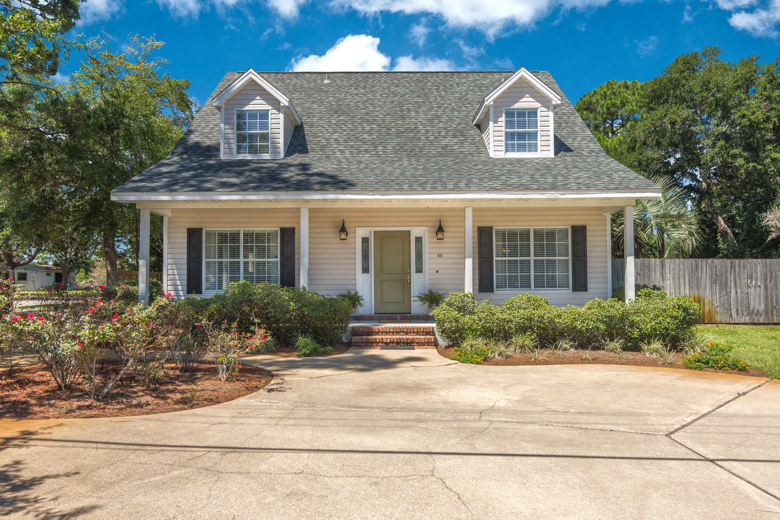 24 Ferry Road Northeast Fort Walton Beach, FL 32548 - Photo 3 of 58 Gallery Image 3