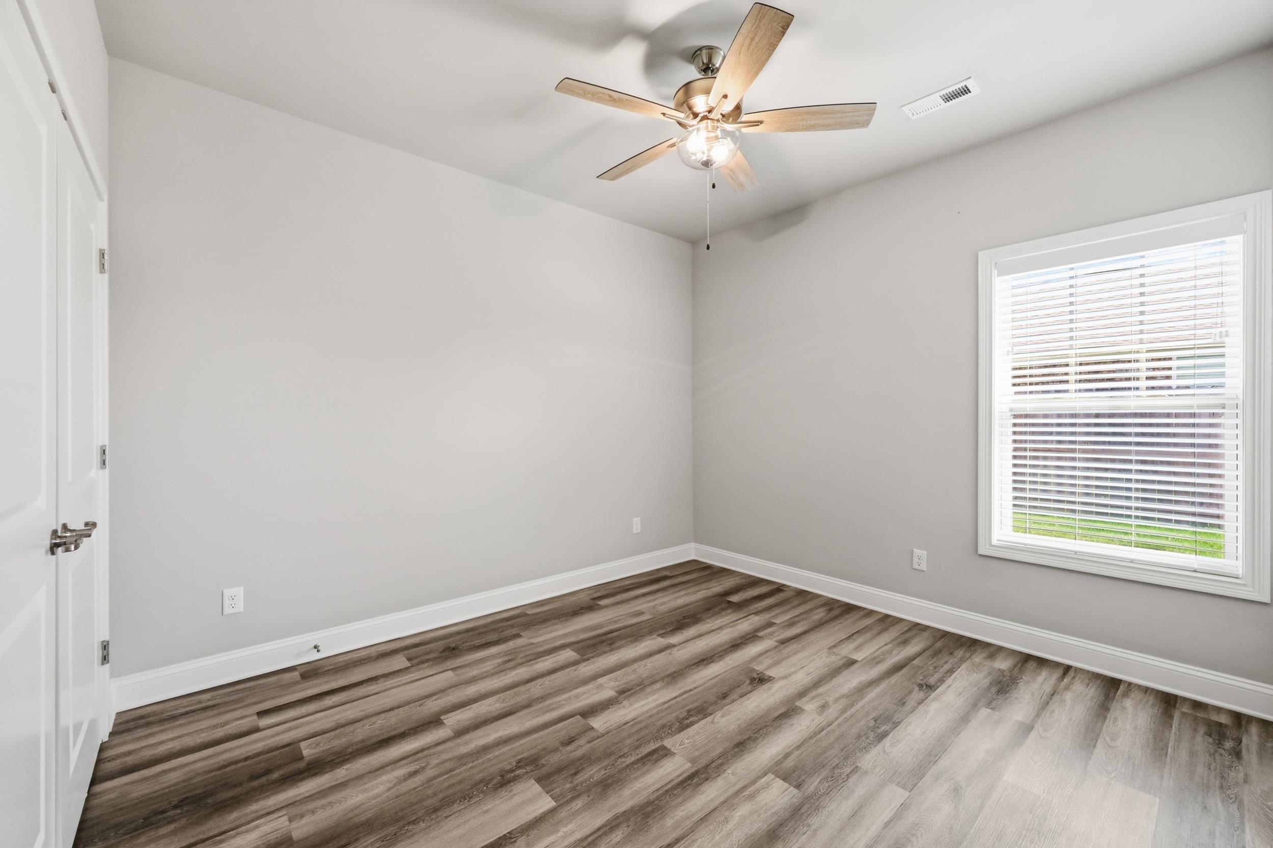 112 Stone Ridge Drive Frankfort, KY 40601 - Photo 10 of 41 10 Bedroom 2