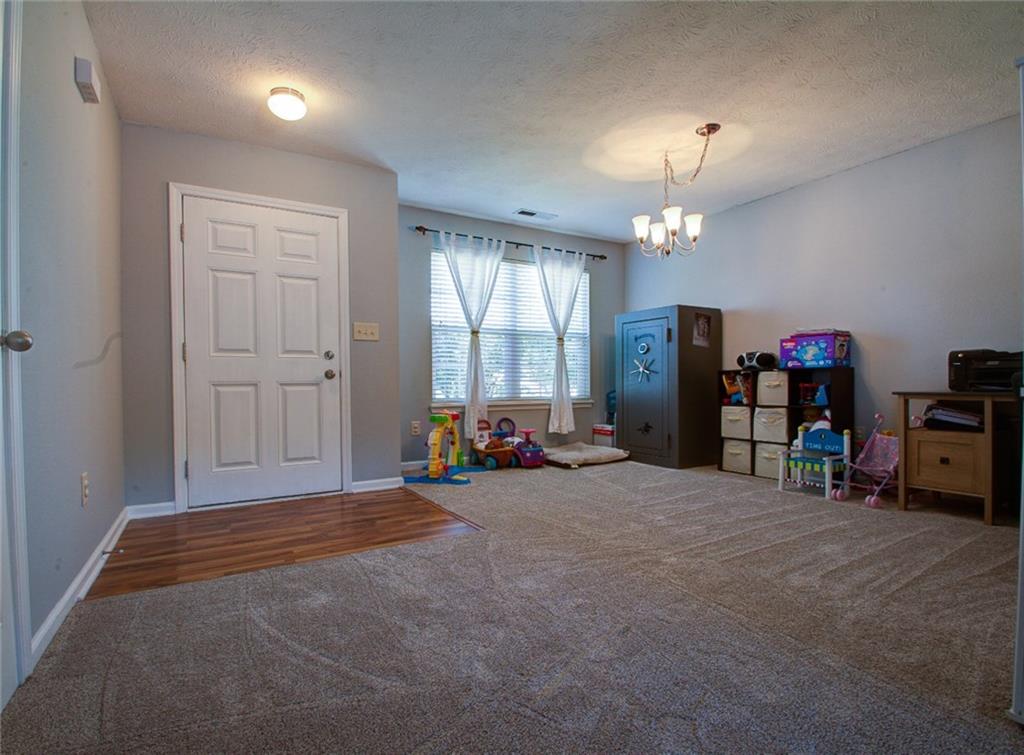 129 Rambling Road Greenfield, IN 46140 - Photo 3 of 6