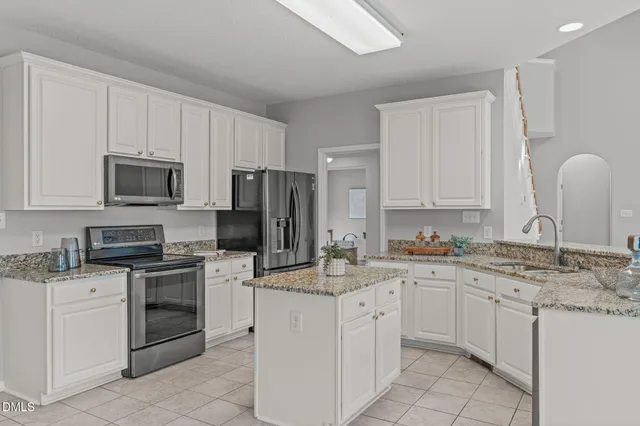 $594,900 | 3001 Cregler Drive, Apex, NC 27502