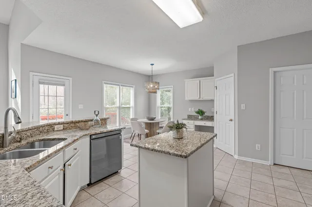 $594,900 | 3001 Cregler Drive, Apex, NC 27502