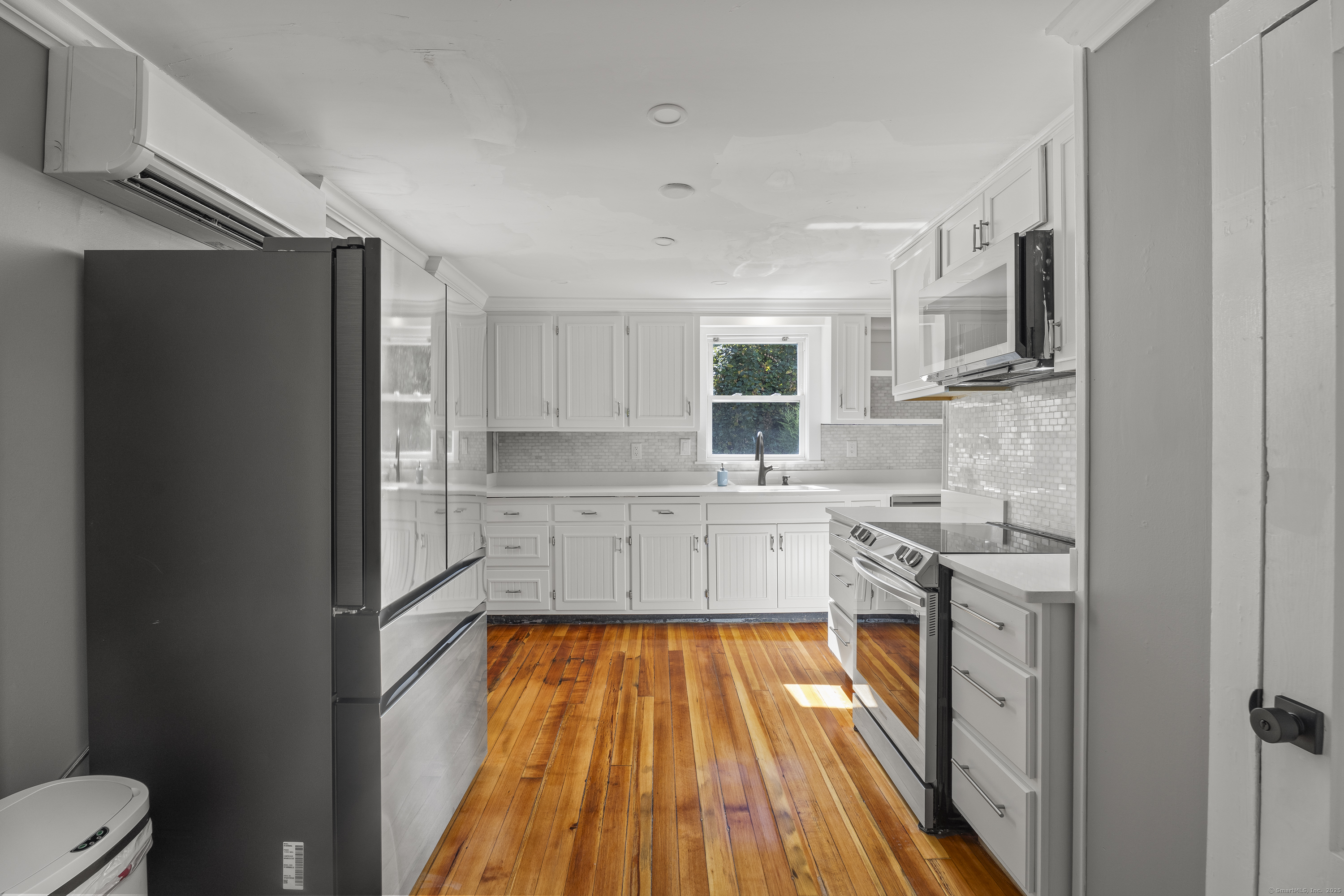 52 B Millstone Road West Waterford, CT 06385 - Photo 13 of 38