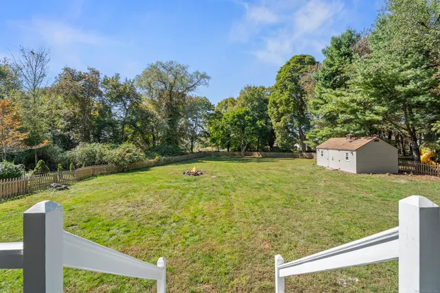 $519,900 | 52 B Millstone Road West, Waterford, CT 06385