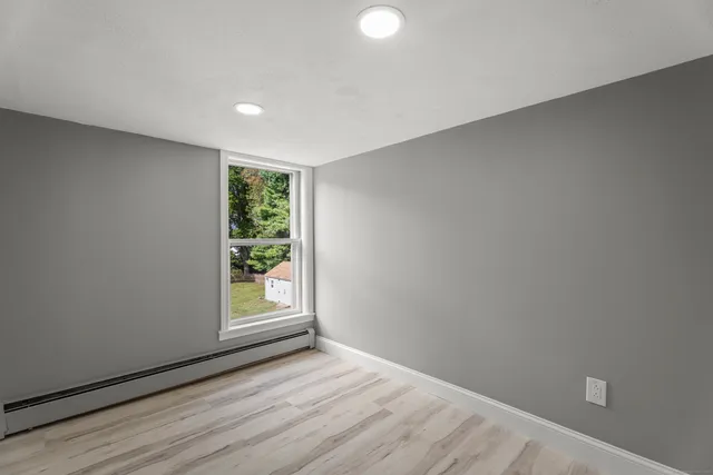 $519,900 | 52 B Millstone Road West, Waterford, CT 06385