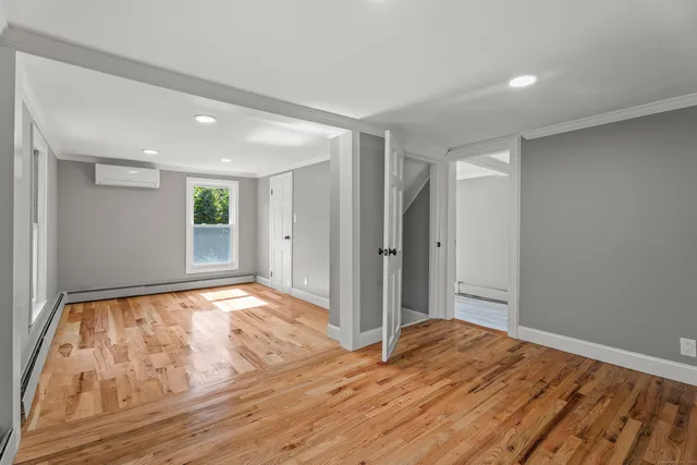 $519,900 | 52 B Millstone Road West, Waterford, CT 06385