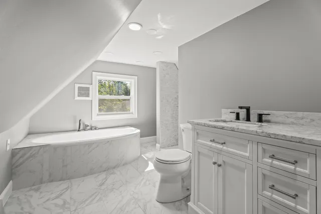 $519,900 | 52 B Millstone Road West, Waterford, CT 06385