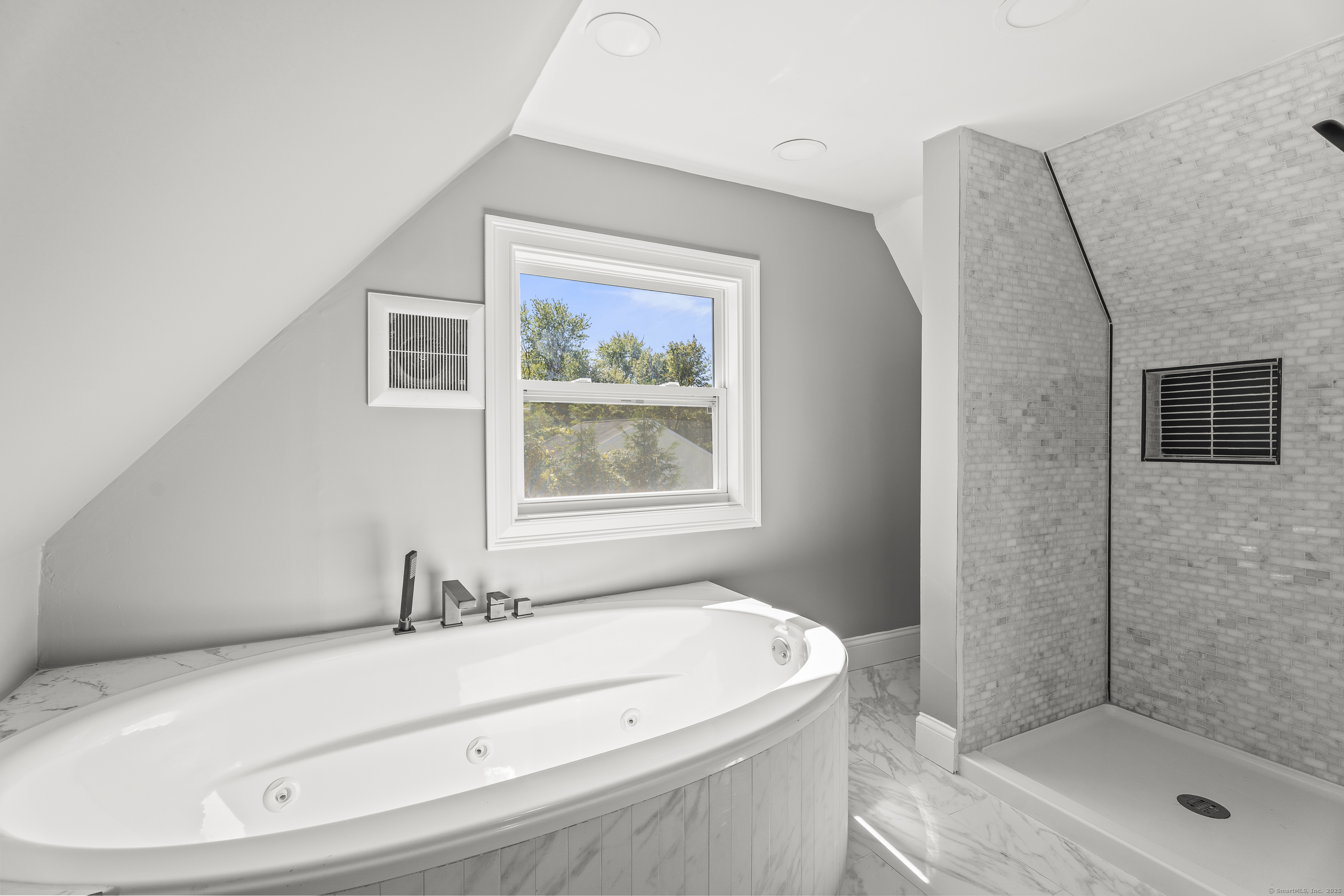 52 B Millstone Road West Waterford, CT 06385 - Photo 36 of 38