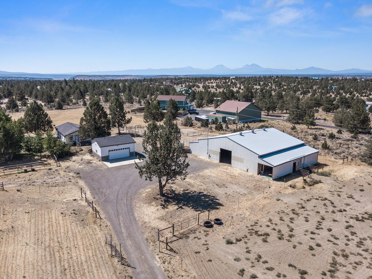 7131 Southwest Shad Road Terrebonne, OR 97760 - Photo 44 of 46 2021_08_28_7131_sw_shad_rd_crr-29