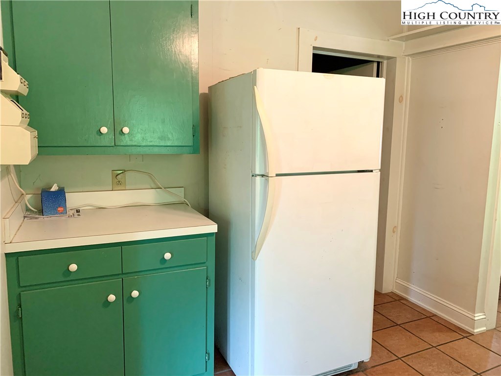 609 Mast Gap Road Sugar Grove, NC 28679 - Photo 12 of 26 Gallery Image 12