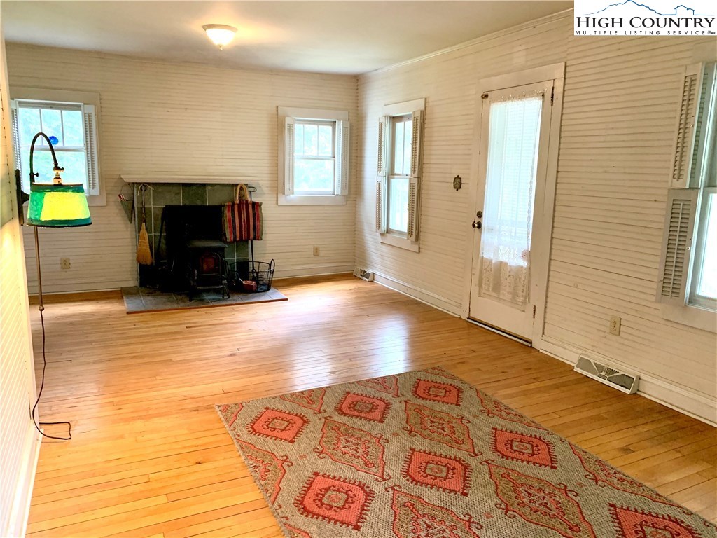 609 Mast Gap Road Sugar Grove, NC 28679 - Photo 17 of 26 Gallery Image 17