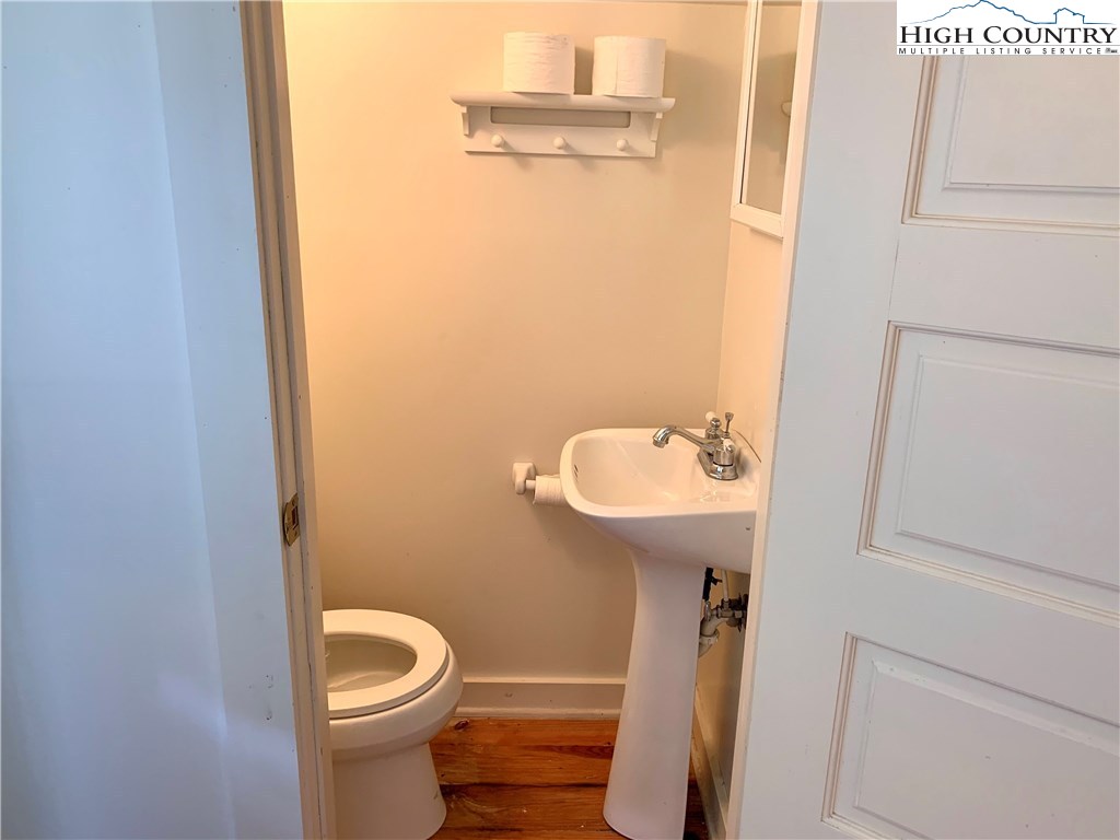609 Mast Gap Road Sugar Grove, NC 28679 - Photo 10 of 26 Gallery Image 10
