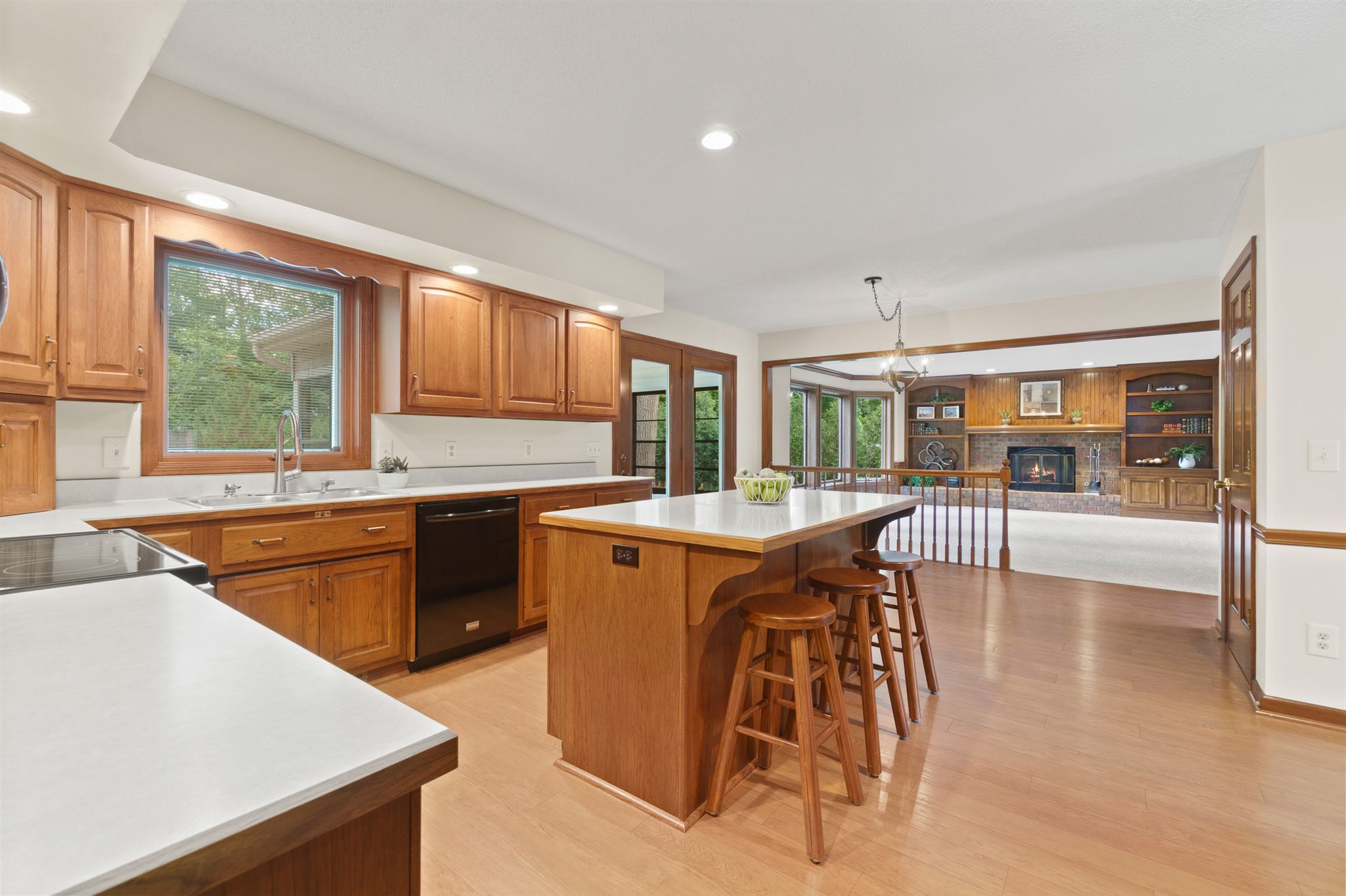 6015 Spring Pond Road Fort Wayne, IN 46845 - Photo 15 of 36
