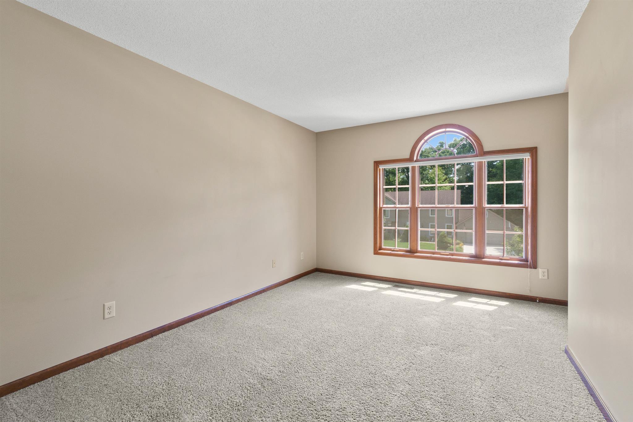 6015 Spring Pond Road Fort Wayne, IN 46845 - Photo 26 of 36