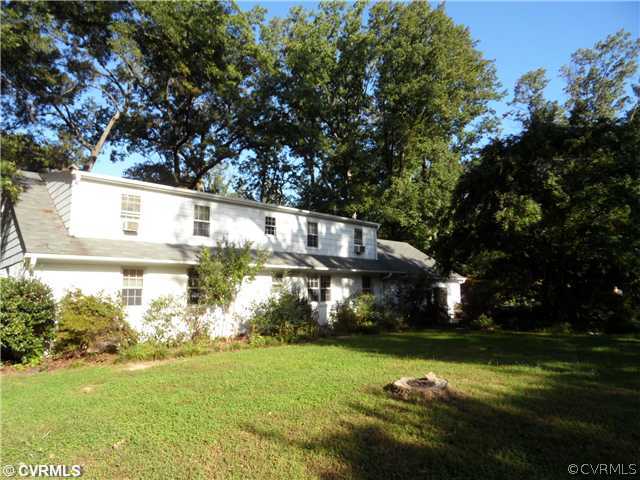 2651 Radstock Road Midlothian, VA 23113 - Photo 10 of 12 a view of a house with a yard