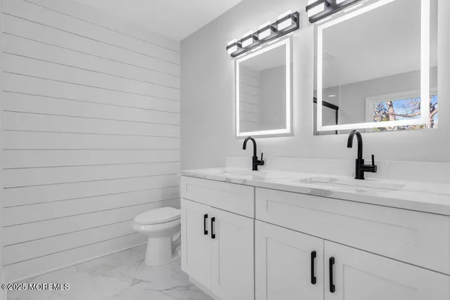 $689,900 | 9 Glen Court, Barnegat, NJ 08005