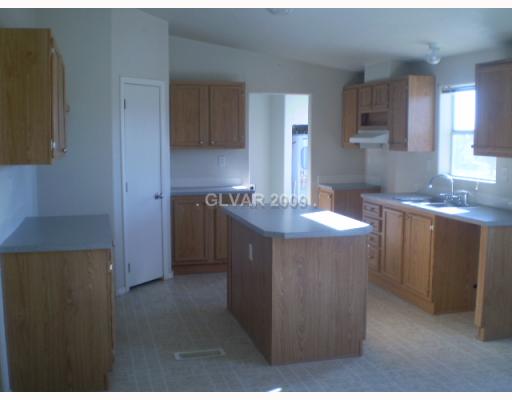 1171 East Brian Road Pahrump, NV 89048 - Photo 2 of 11 Kitchen.