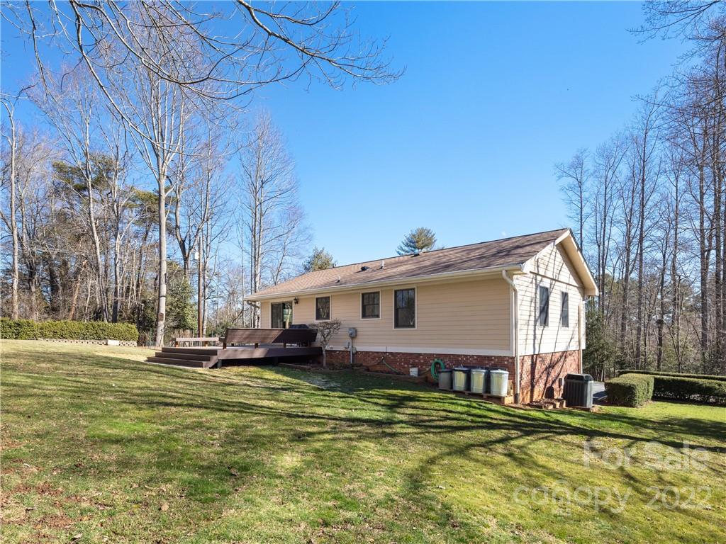 144 Quail Ridge Road Mills River, NC 28759 - Photo 4 of 24 Gallery Image 4