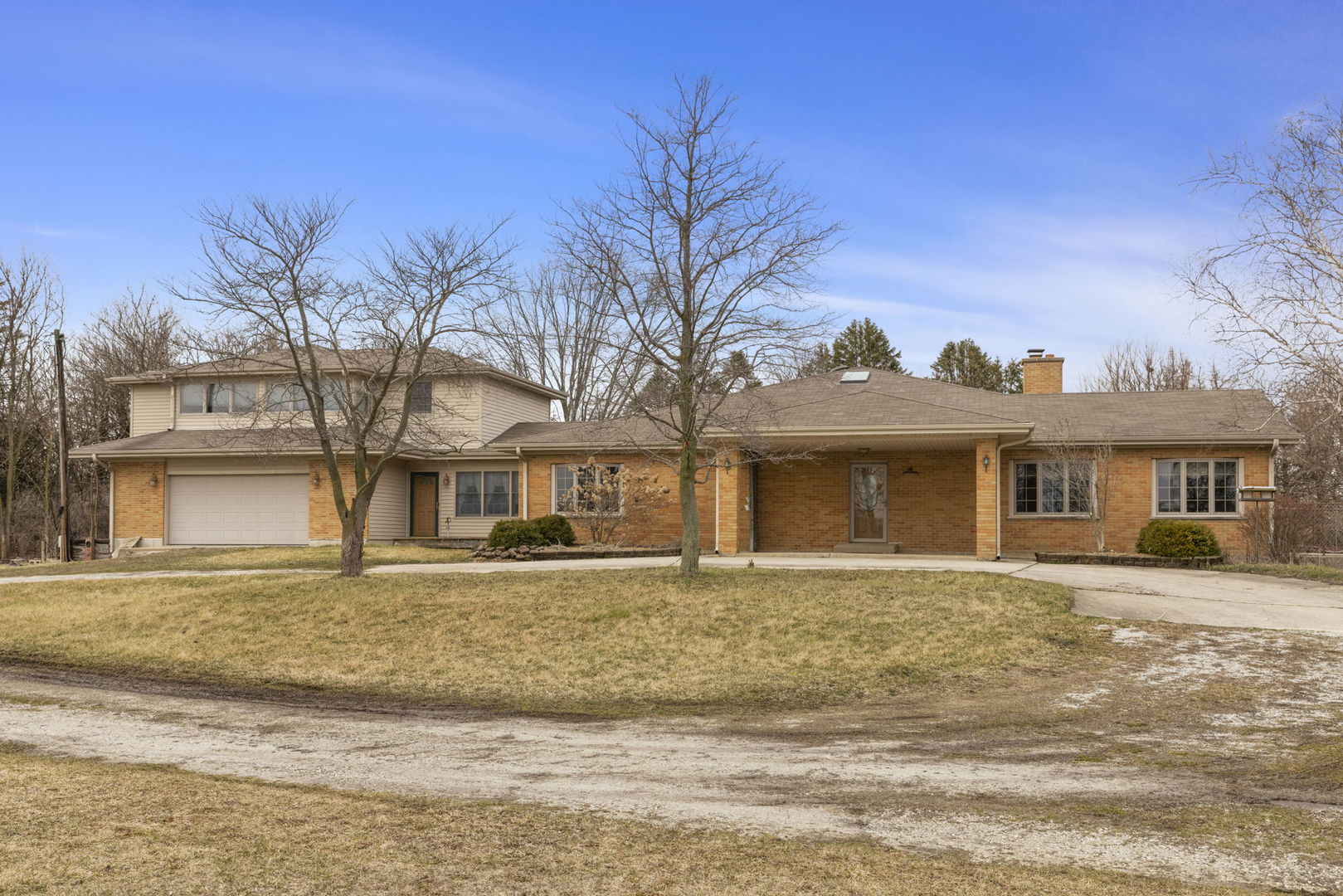 27257 South Scheer Road Manhattan, IL 60442 - Photo 8 of 41 front view of a house with a yard