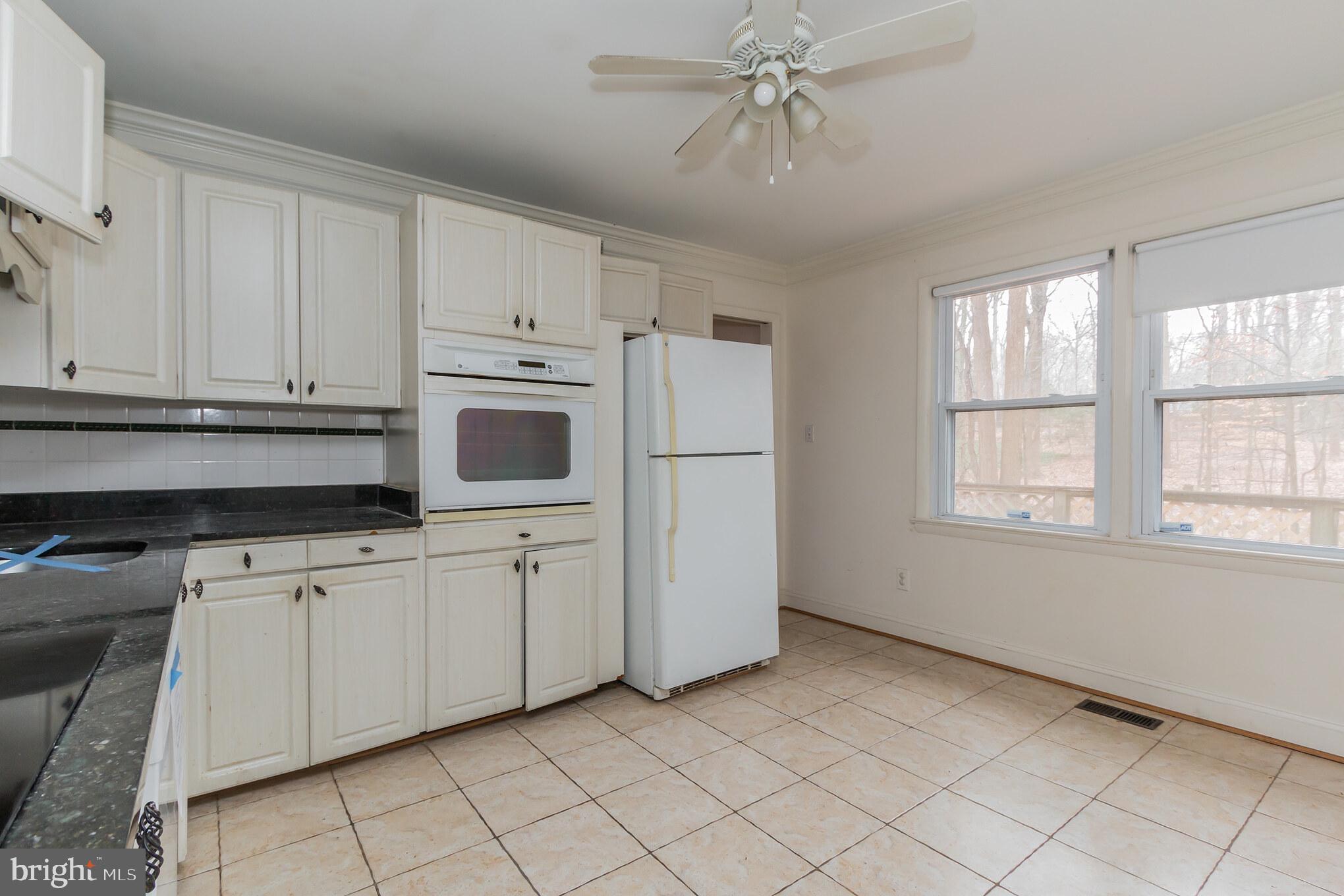 13810 Notley Road Silver Spring, MD 20904 - Photo 12 of 25 Gallery Image 12