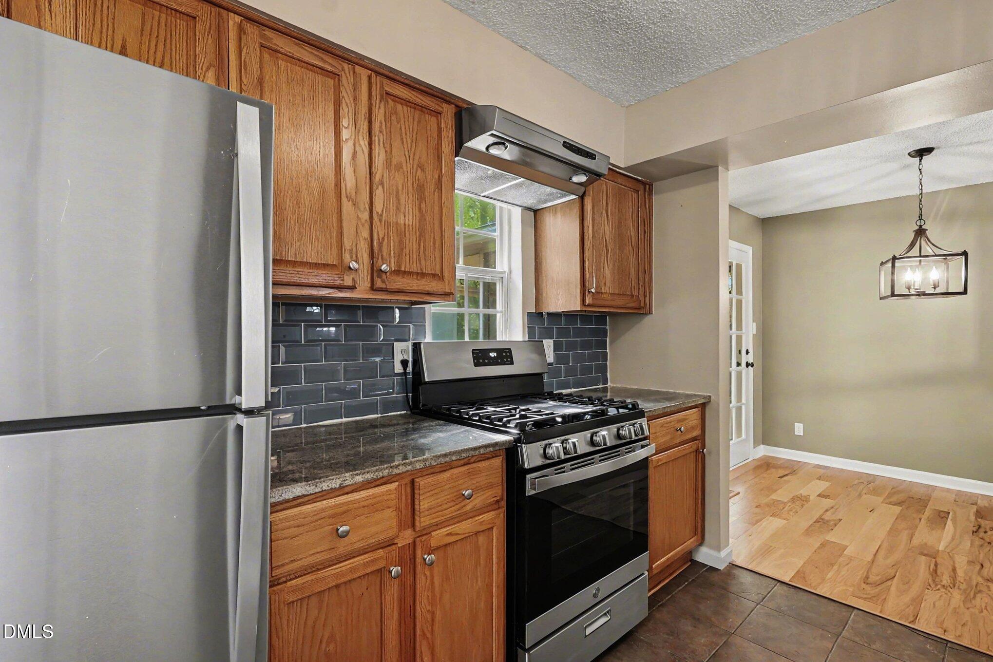 4009 Olde Coach Road Durham, NC 27707 - Photo 11 of 31