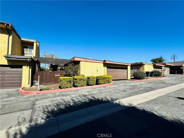 $277,000 | 1255 South Buena Vista Street, Hemet, CA 92543