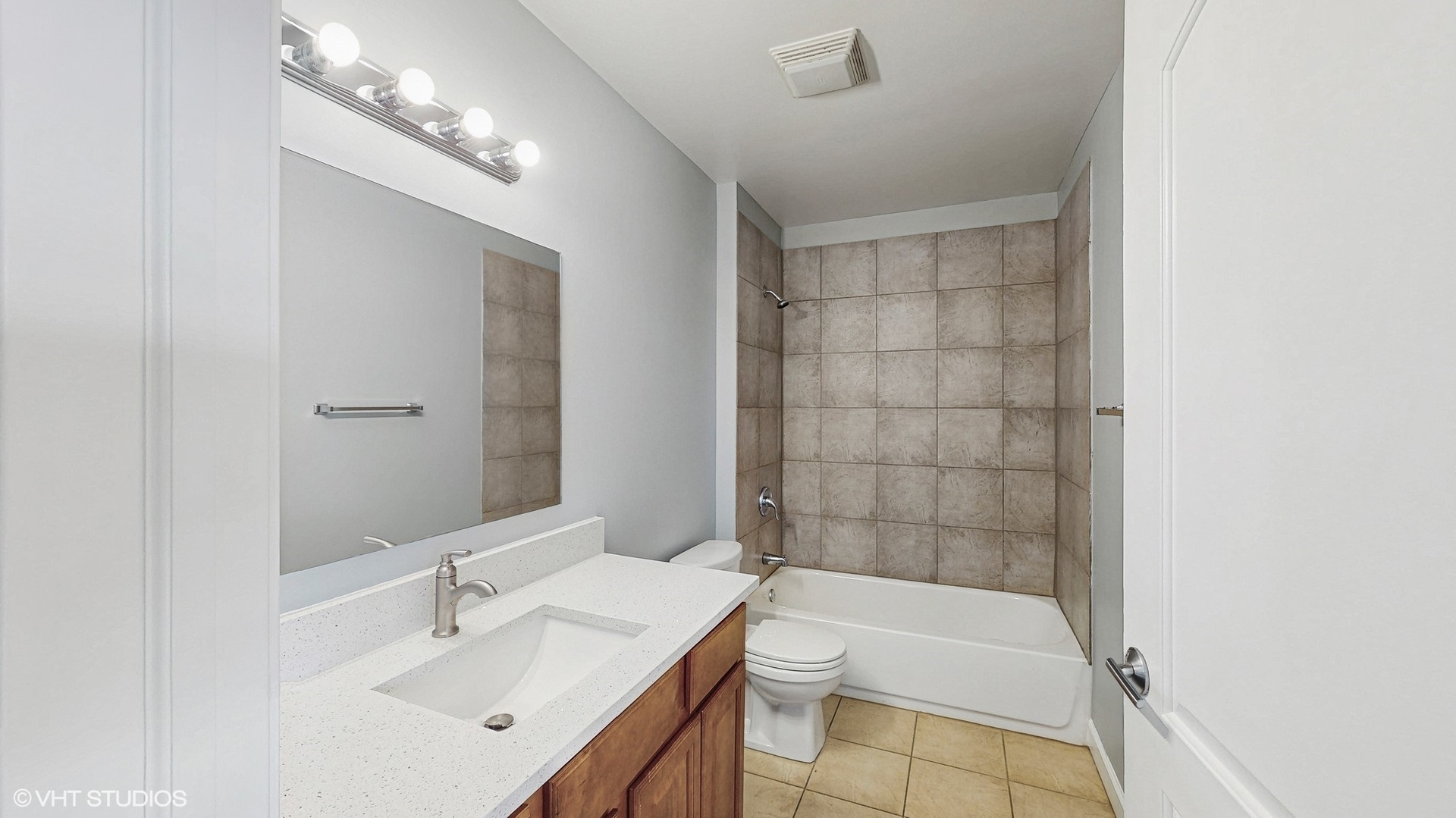 3447 Ridgeland Avenue, Unit 301 Berwyn, IL 60402 - Photo 17 of 19