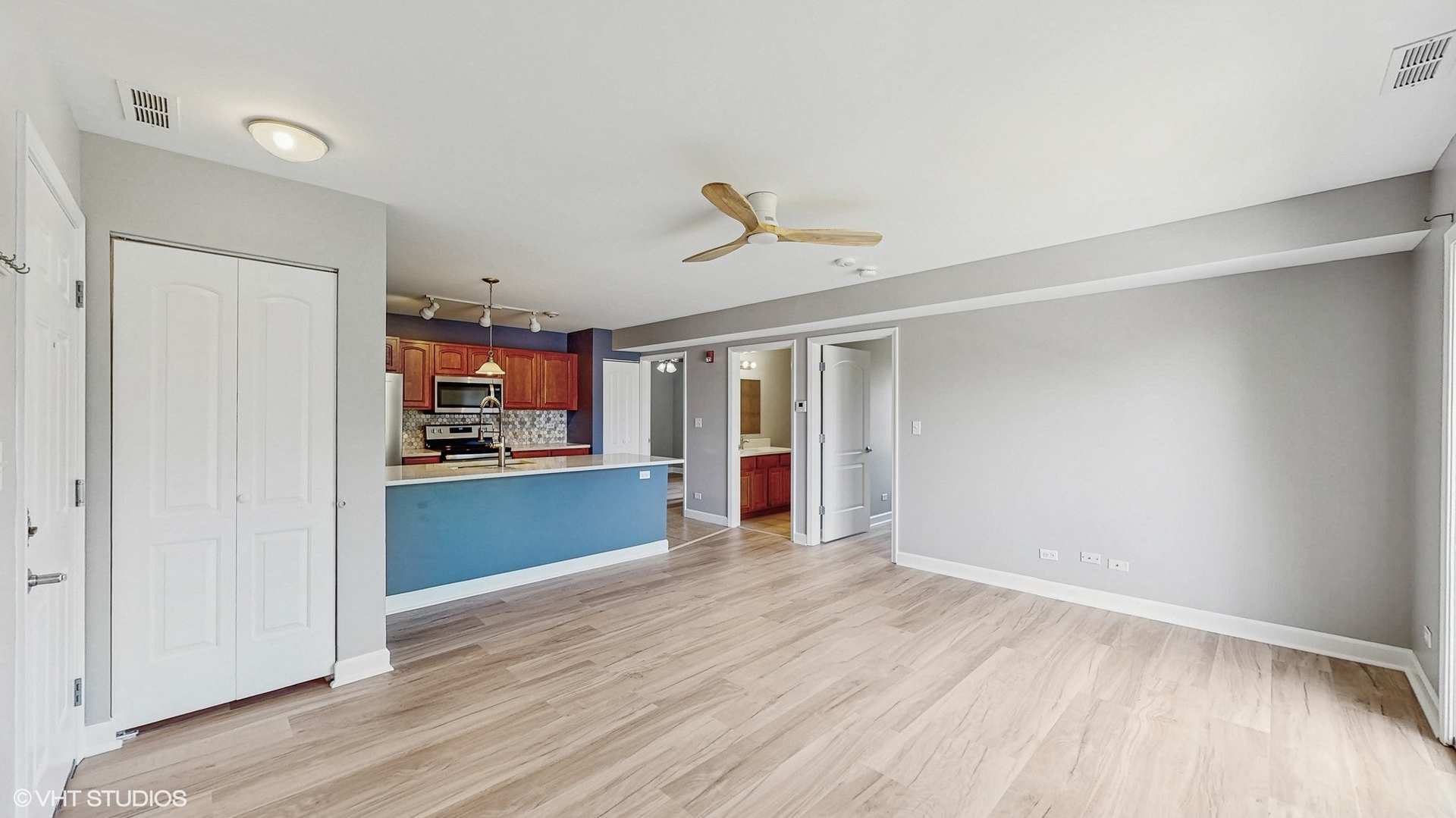 3447 Ridgeland Avenue, Unit 301 Berwyn, IL 60402 - Photo 5 of 19