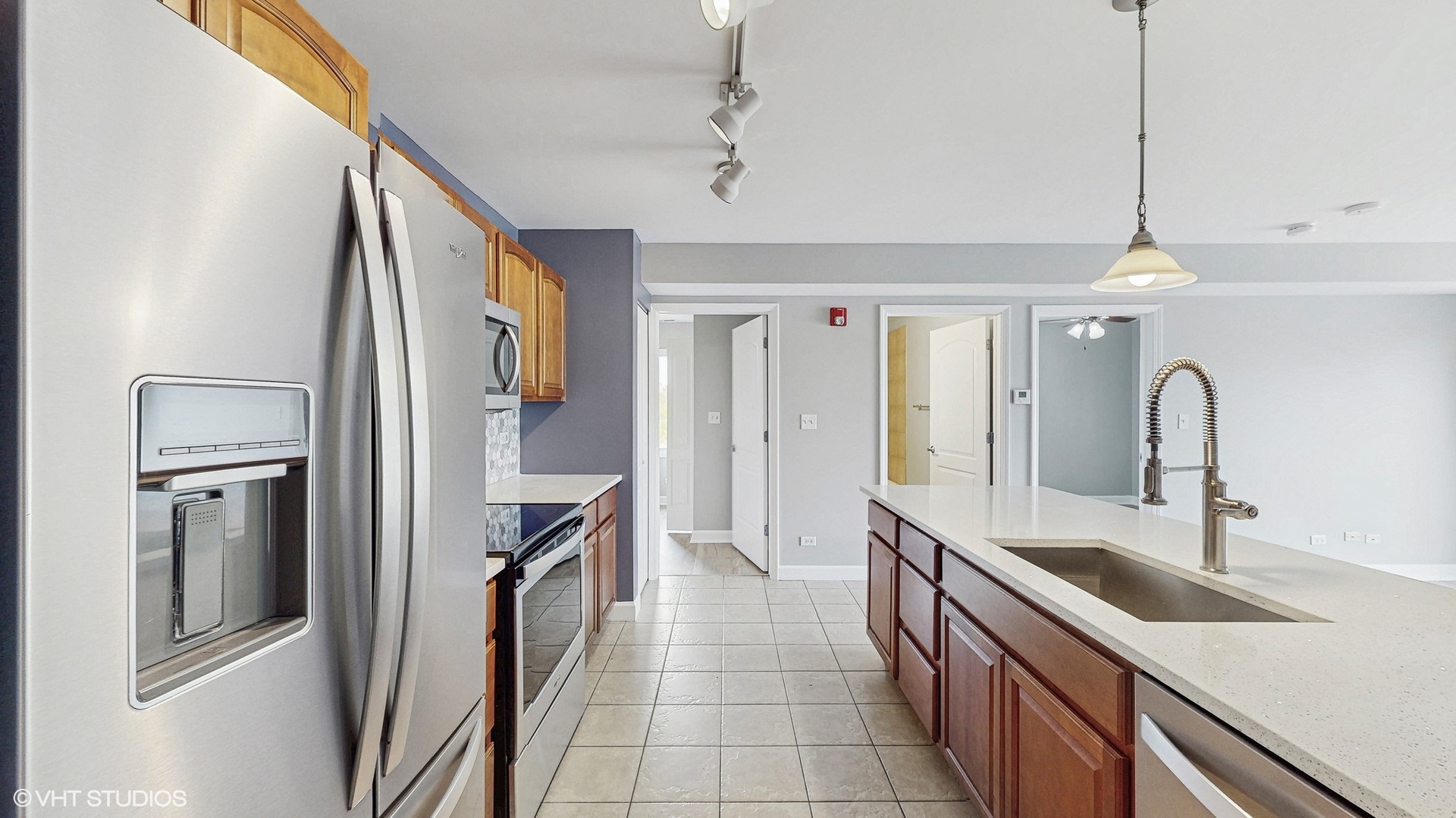 3447 Ridgeland Avenue, Unit 301 Berwyn, IL 60402 - Photo 8 of 19