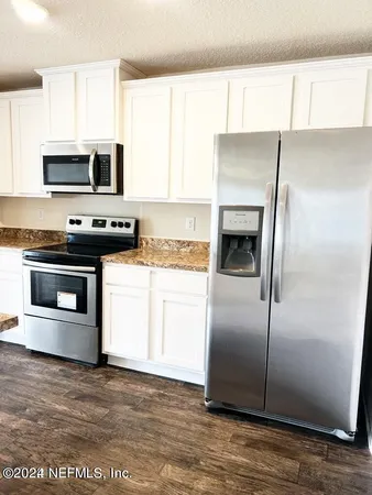 $1,800 | 12024 Sea Grove Place, Jacksonville, FL 32218
