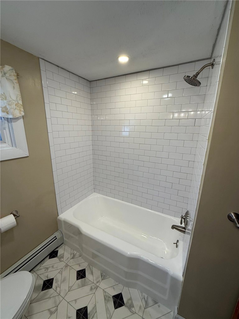 366 Aylsworth Avenue Woonsocket, RI 02895 - Photo 12 of 35