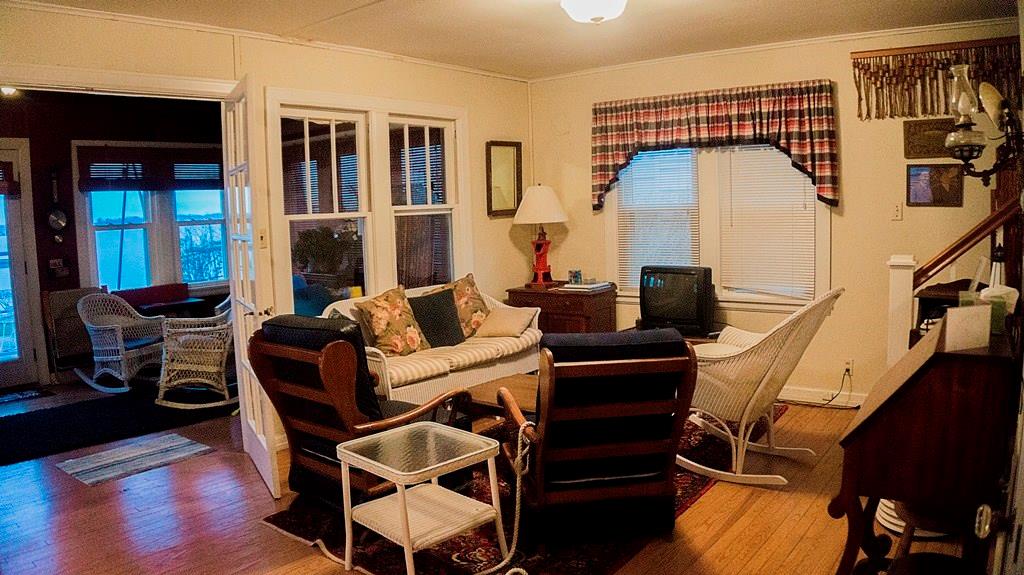 11827 North Ogden Point Road Syracuse, IN 46567 - Photo 12 of 33 Gallery Image 12