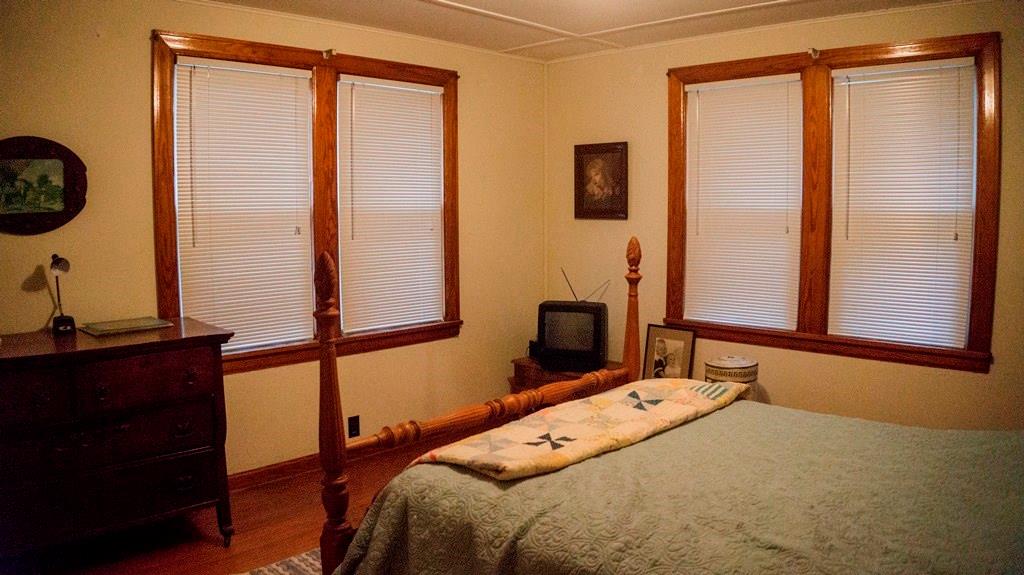 11827 North Ogden Point Road Syracuse, IN 46567 - Photo 24 of 33 Gallery Image 24