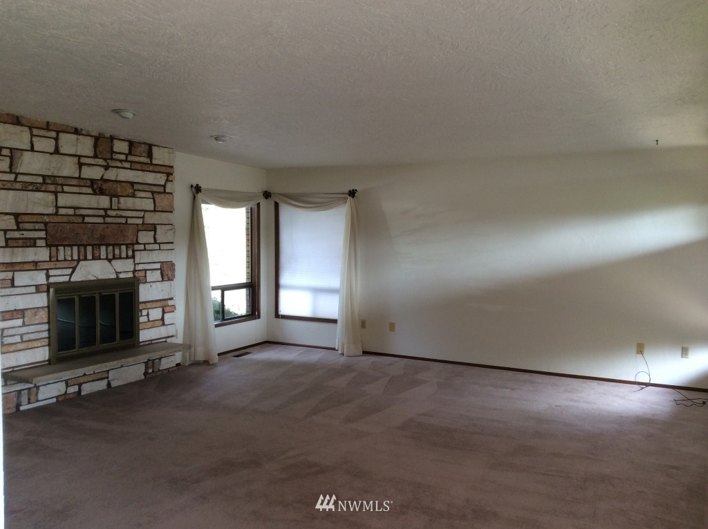 492 Brown Road East Chehalis, WA 98532 - Photo 7 of 22