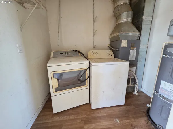 $170,450 | 340 6th Avenue, Riddle, OR 97469