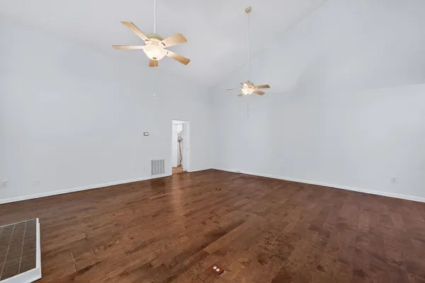 $210,000 | 1104 North Parkway, Unit 37, Jackson, TN 38305