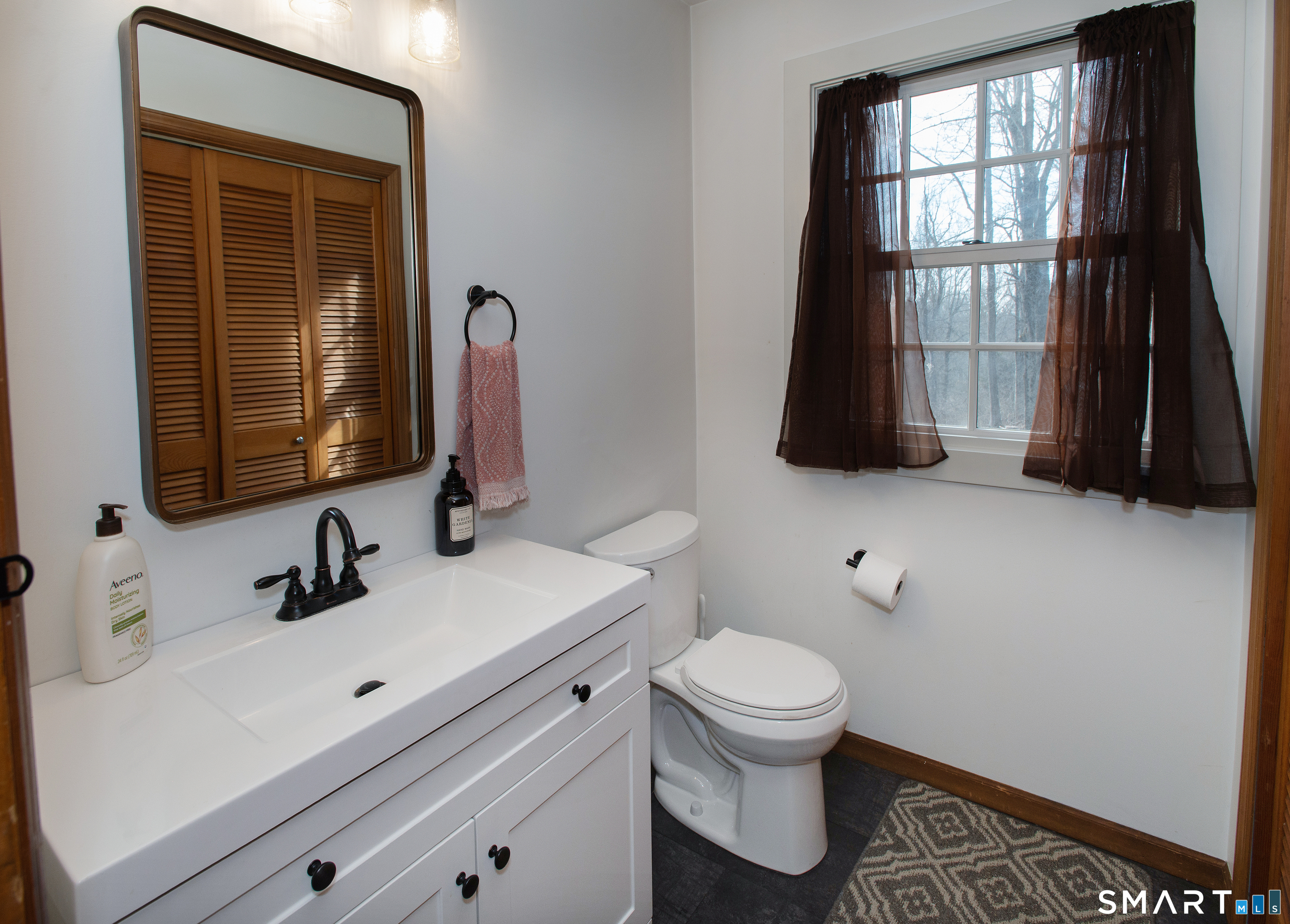 95 Obtuse Hill Road Brookfield, CT 06804 - Photo 15 of 27