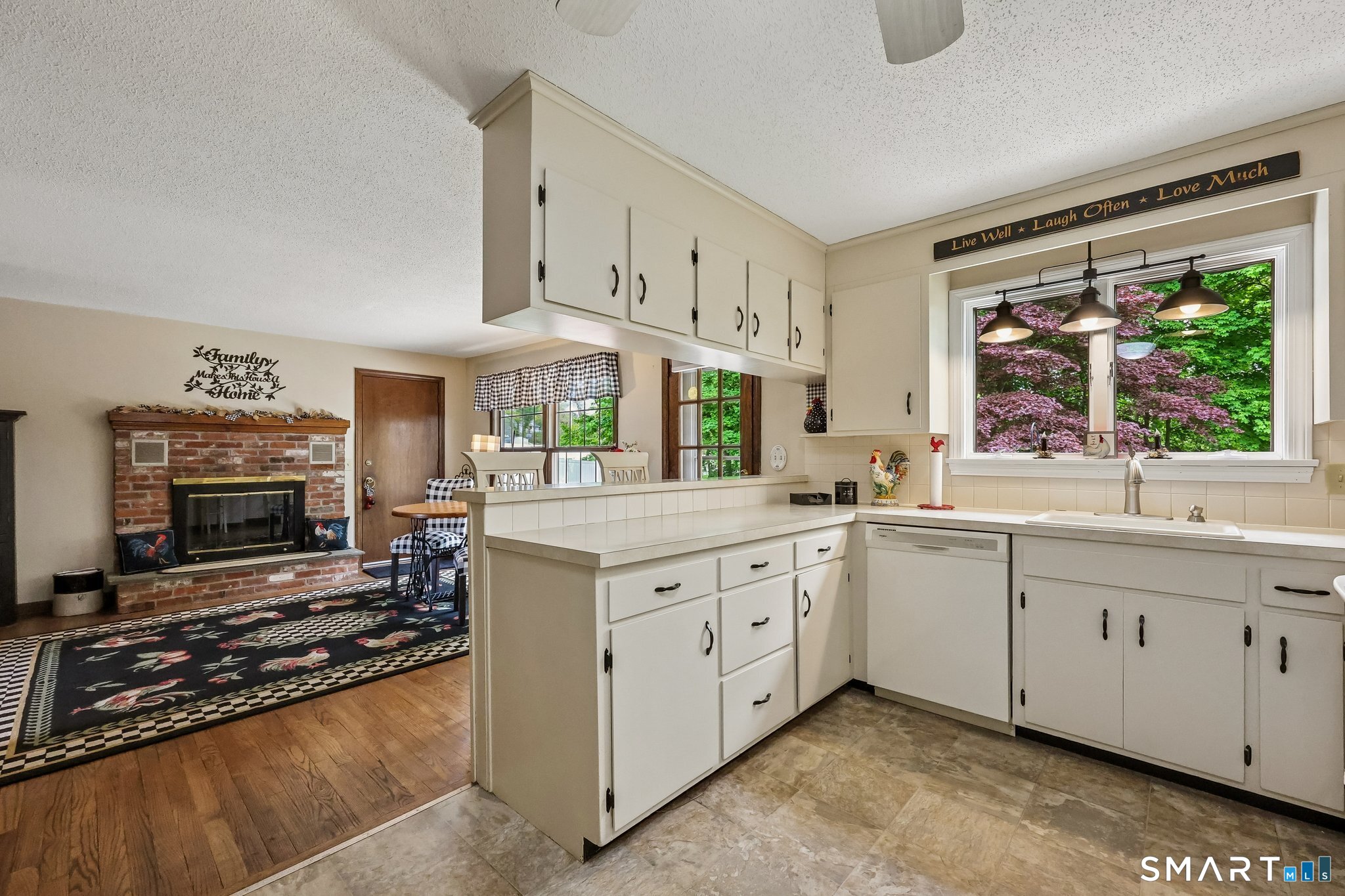 3 East Wharf Road Waterford, CT 06385 - Photo 14 of 40