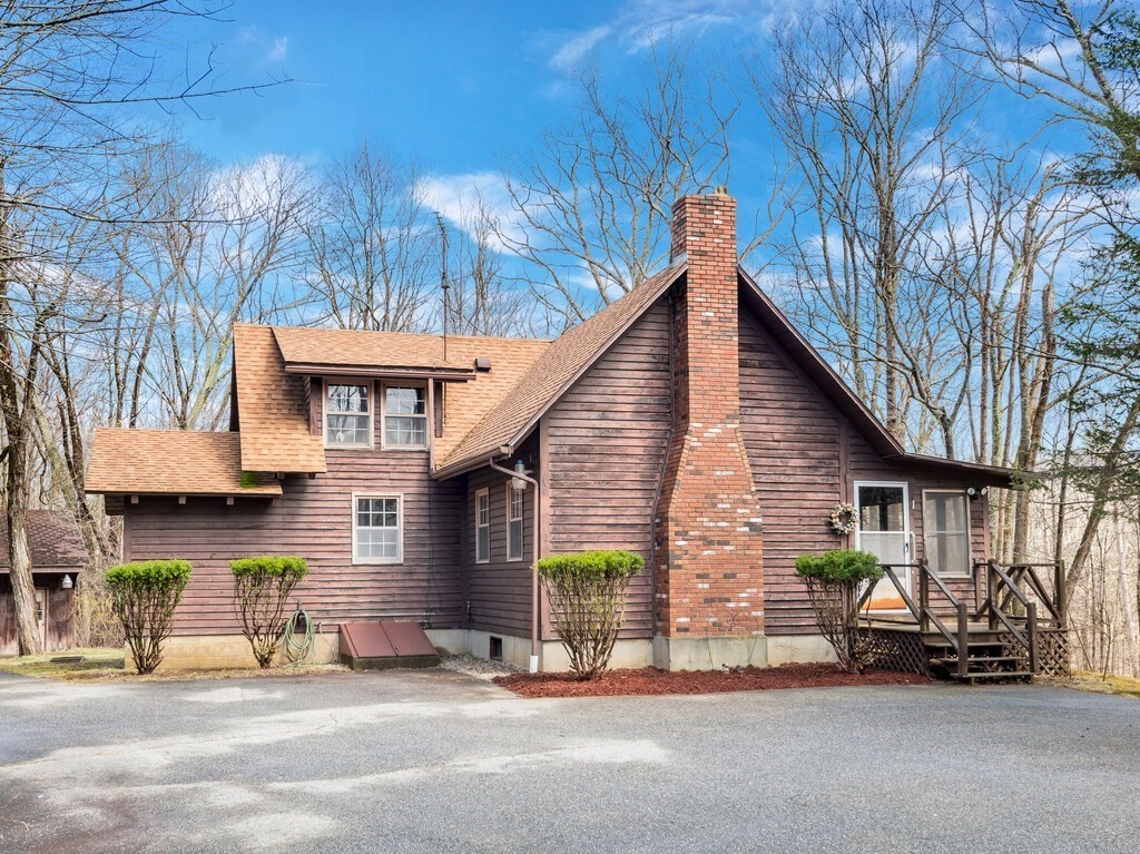 1 North Wales Road Holland, MA 01521 - Photo 1 of 39
