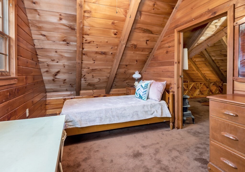 1 North Wales Road Holland, MA 01521 - Photo 20 of 39