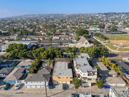 $849,000 | 1361 Felspar Street, Unit 7, San Diego, CA 92109