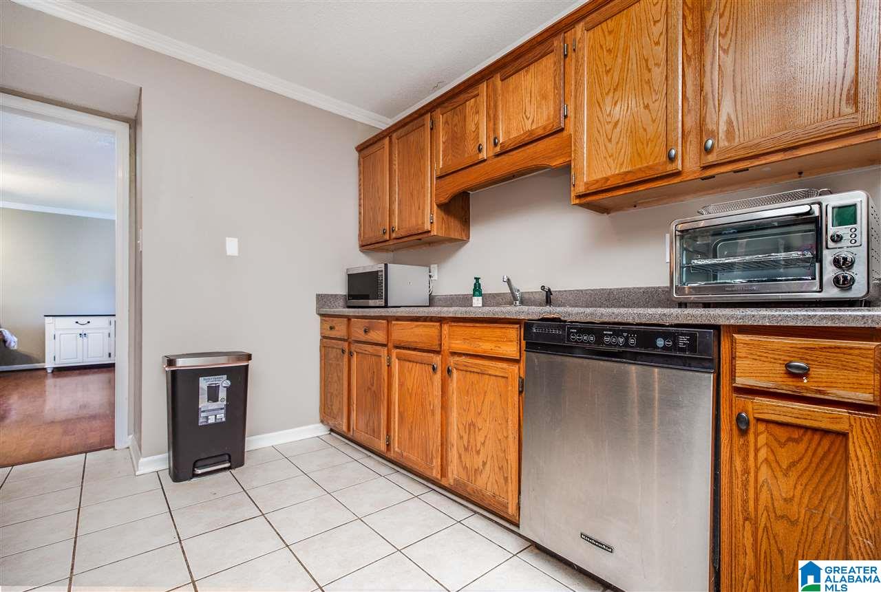112 Berryhill Drive Alabaster, AL 35007 - Photo 5 of 29