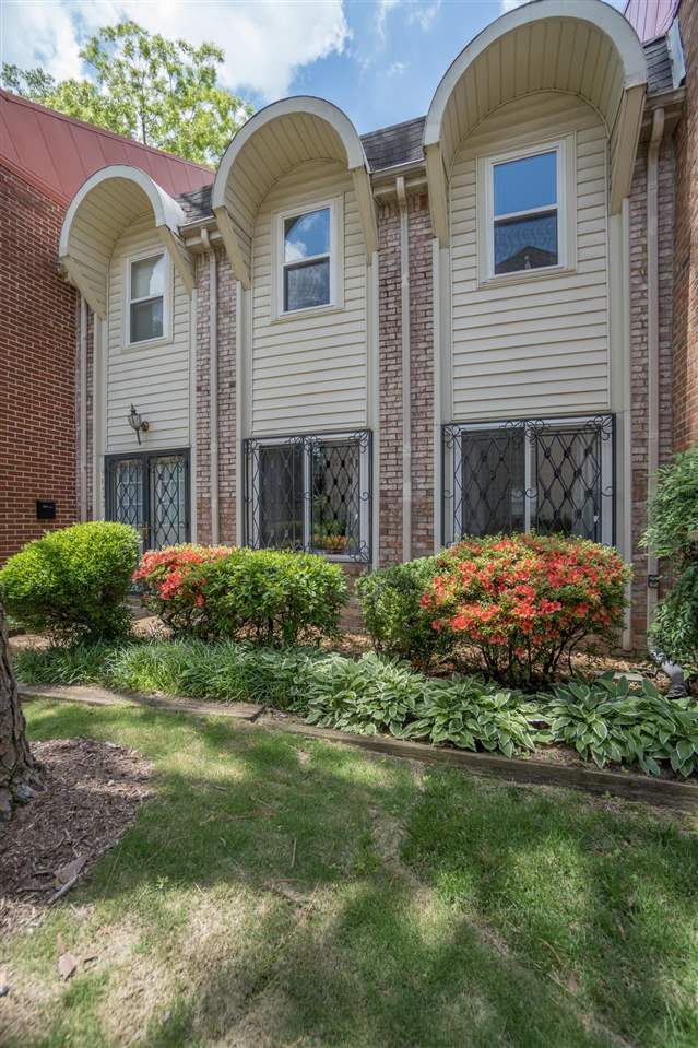 865 South Yates Road, Unit 2 Memphis, TN 38120 - Photo 3 of 18 Gallery Image 3