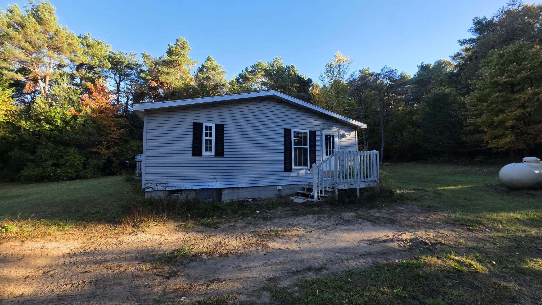 175 South Barlow Road Harrisville, MI 48740 - Photo 17 of 18 Gallery Image 17