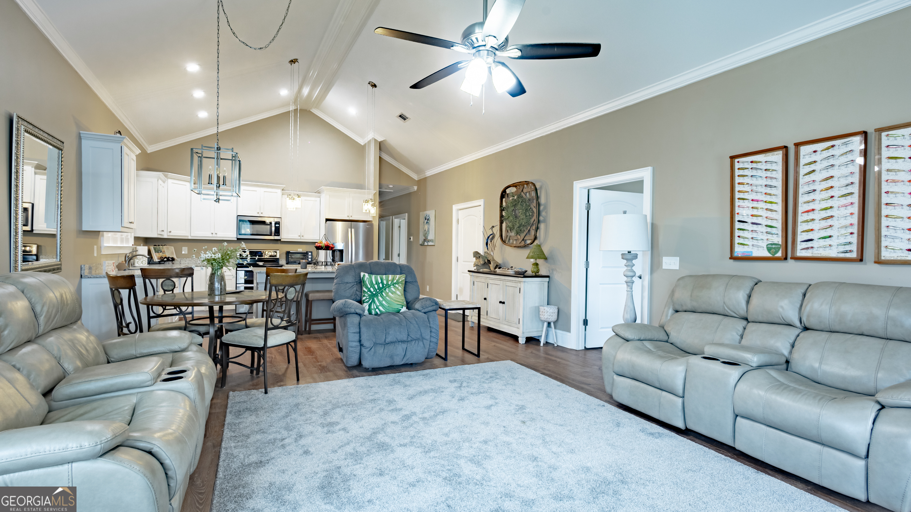 475 Cedar Creek Road North Cordele, GA 31015 - Photo 28 of 50 a living room with furniture kitchen view and a window