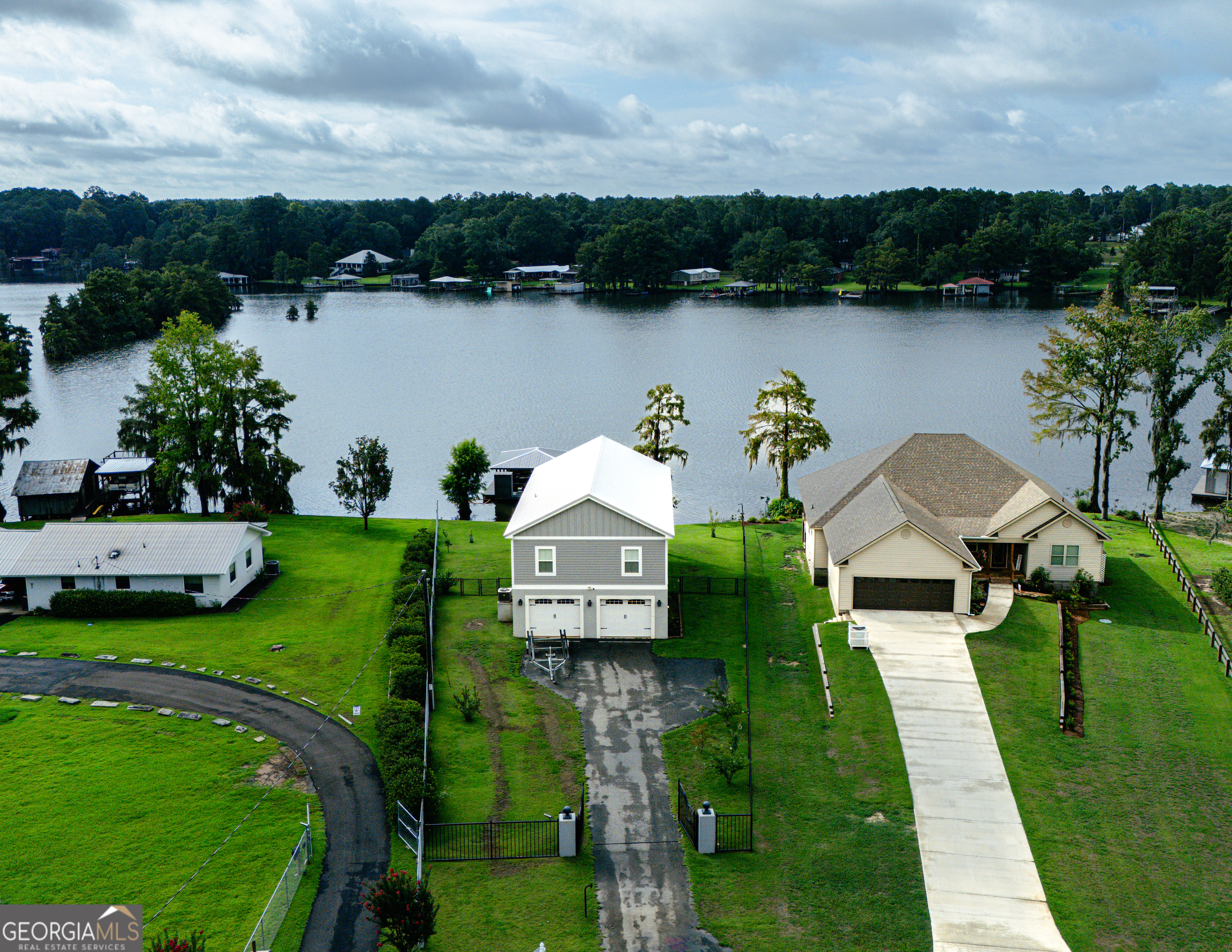 475 Cedar Creek Road North Cordele, GA 31015 - Photo 4 of 50 a view of a garden and lake view