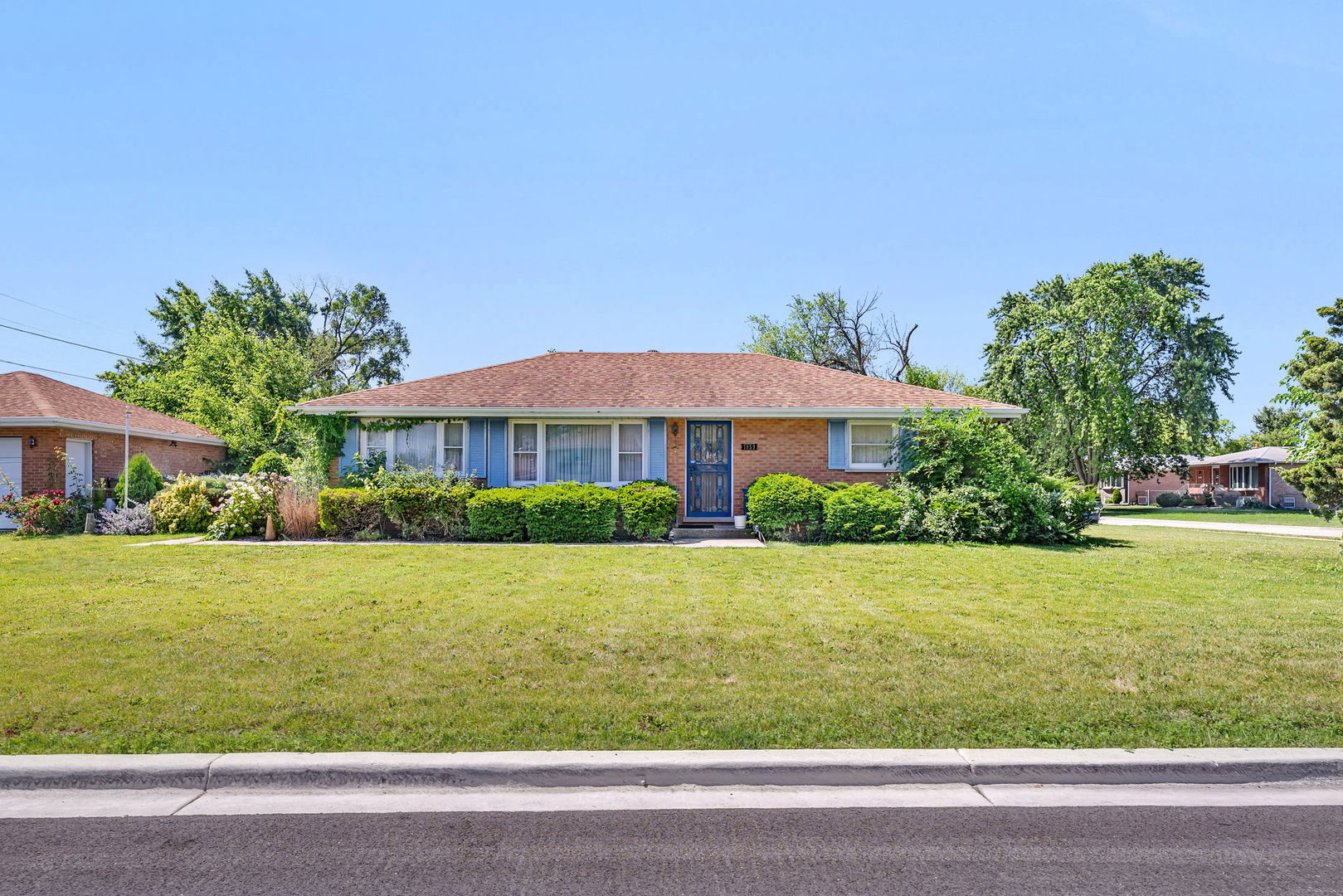 7859 78th Street Bridgeview, IL 60455 - Photo 1 of 25